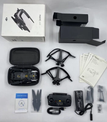 DJI S01A U11X MAVIC AIR DRONE WITH 3-AXIS GIMBAL-STABILIZED CAMERA ARCTIC WHITE - Image 1 of 4