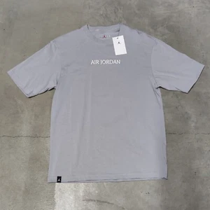 Jordan Shirt Mens SMALL Gray Air Jordan Spell Out Long Sleeve Crewneck NEW NWT - Picture 1 of 10