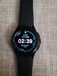 Samsung Galaxy Watch4 Classic SM-R885 42mm - Black (LTE) - Photo 1 sur 8