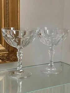Deux jolies coupes à champagne en cristal à pans coupés.  - Bild 1 von 3