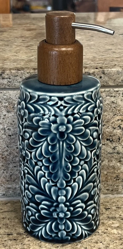 DISPENSADOR BOMBA JABÓN LÍQUIDO CERÁMICA FLORAL AZUL CYNTHIA ROWLEY Foto 1 de 1