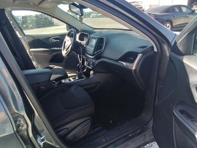 Bolsa de aire superior para tablero del pasajero delantero Jeep Cherokee 2014-2015 Foto 1 de 4