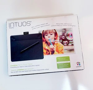 NEW Wacom Intuos Photo Digital Drawing Tablet with Pen - Black - Picture 1 of 3