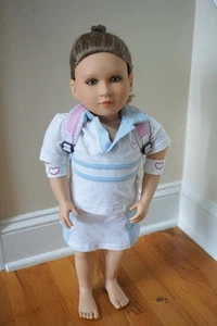 My Twinn Doll 23" haselnussbraune Augen und blonde Haare Rucksack Zubehör - Bild 1 von 24
