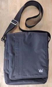 CaseCrown Vertical Mobile Messenger Bag (Black) for Microsoft Surface /... - Picture 1 of 8