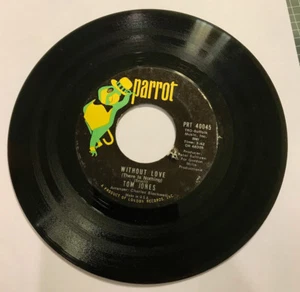 TOM JONES WITHOUT LOVE 45 RPM RECORD THE MAN WHO KNOWS TOO MUCH - Bild 1 von 2