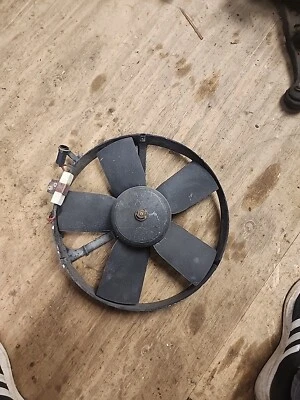 1982 1983 1984 1985 1986 1987 1988 BMW 528E Electric Cooling Pusher Aux Motor 15 Foto 1 de 4