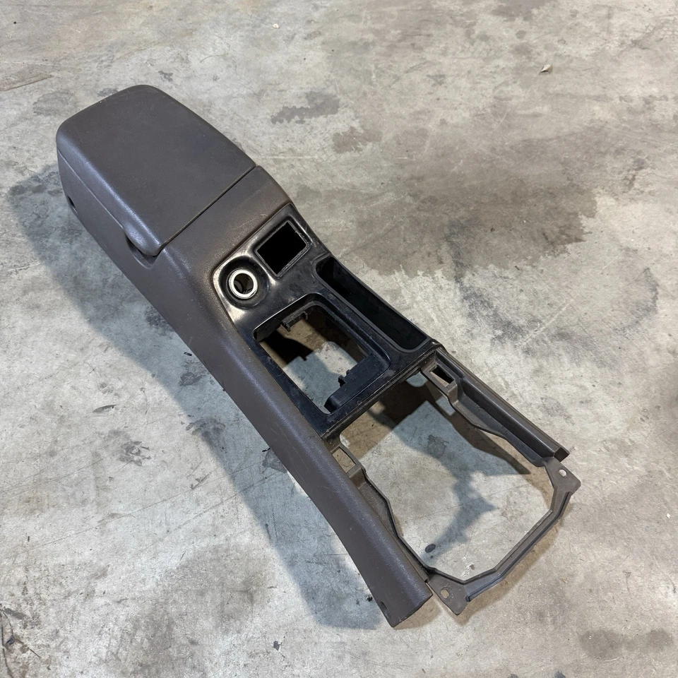 Consola central interior marrón Nissan 240sx 89-94 S13 Foto 1 de 4