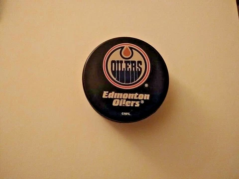 NHL Licensed Logo Souvenir Autograph Puck (Pick Your Team) Cover