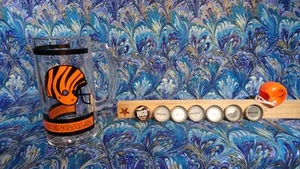 NFL BENGALS GLASS MUG STEIN  TANKARD 12 oz MINI HELMET (7) MGD BEER CAPS - Picture 1 of 9