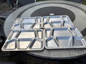Lote de 4 bandejas de comida divididas vintage de metal para cafetería militar salón de desorden - Imagen 1 de 13