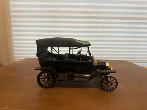 Franklin Mint 1913 Ford Model  “T”  1:16 Scale - New In aged Box - Picture 1 of 3