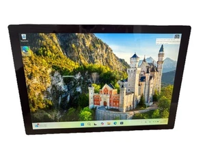 Microsoft Surface Pro 5 i5-7300U 8GB RAM 256GB SSD Win 11 52% batt cracked edge - Picture 1 of 20