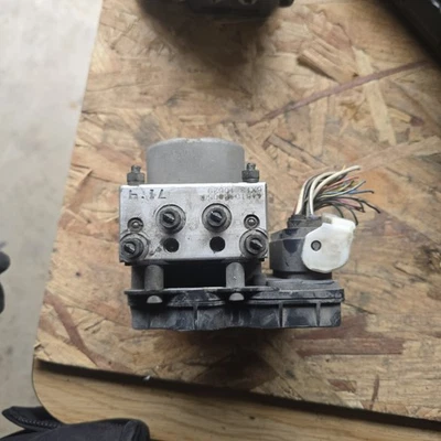 04-06 Conjunto modulador bomba de freno antibloqueo ABS 89541-08050 OEM Toyota Sienna Foto 1 de 3