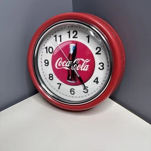Reloj retro vintage Coca-Cola de metal rojo y cromo ¡Funciona! - Imagen 1 de 3