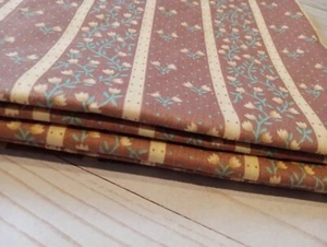 BTY Vintage Chintz Polished Polycotton Cottage Mauve Striped Tulips Fabric - Picture 1 of 1