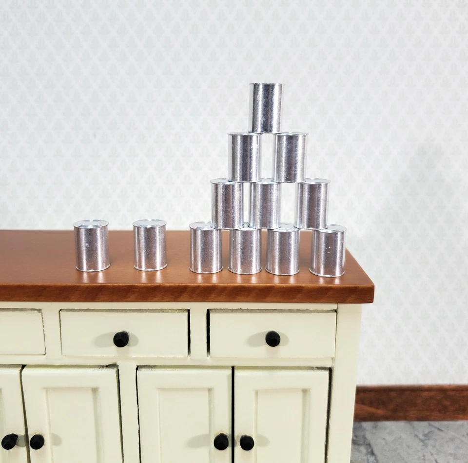 Latas de metal en miniatura medianas x12 tienda de comestibles #21 espacios en blanco escala 1:12 casa de muñecas Foto 1 de 4