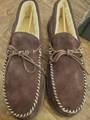 Zapatilla Eddie Bauer de piel de oveja/gamuza sin usar, en caja, marrón oscuro para hombre talla 14 totalmente nueva en caja Foto 1 de 4