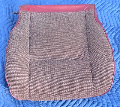 83-93 CHEVY S10 BLAZER JIMMY FRONT Drivers Seat Lower Cushion RED grey BUCKET OE - Image 1 of 4