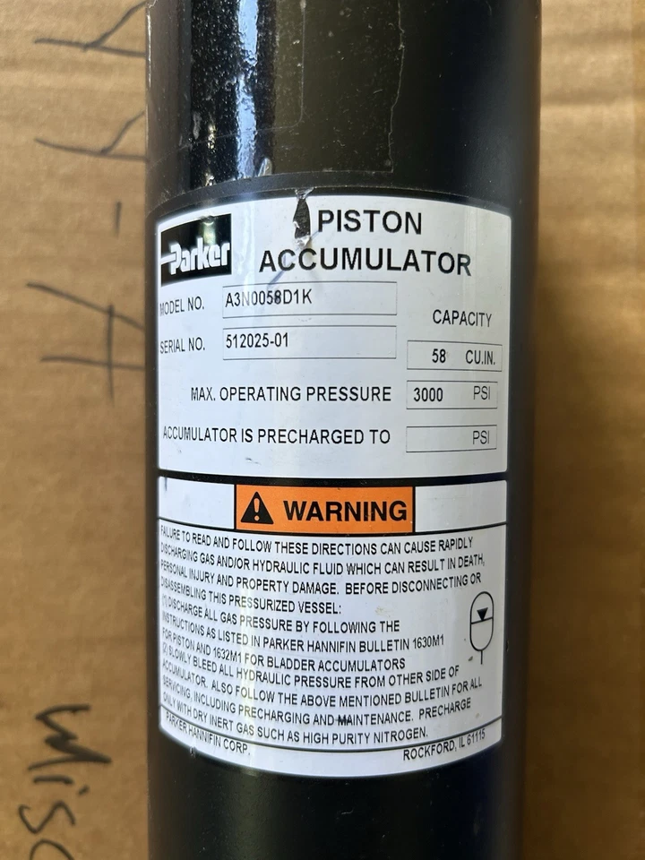 Acumulador de pistón Parker A3N0058D1K 58 Cu. In. 3000 PSI Foto 1 de 4