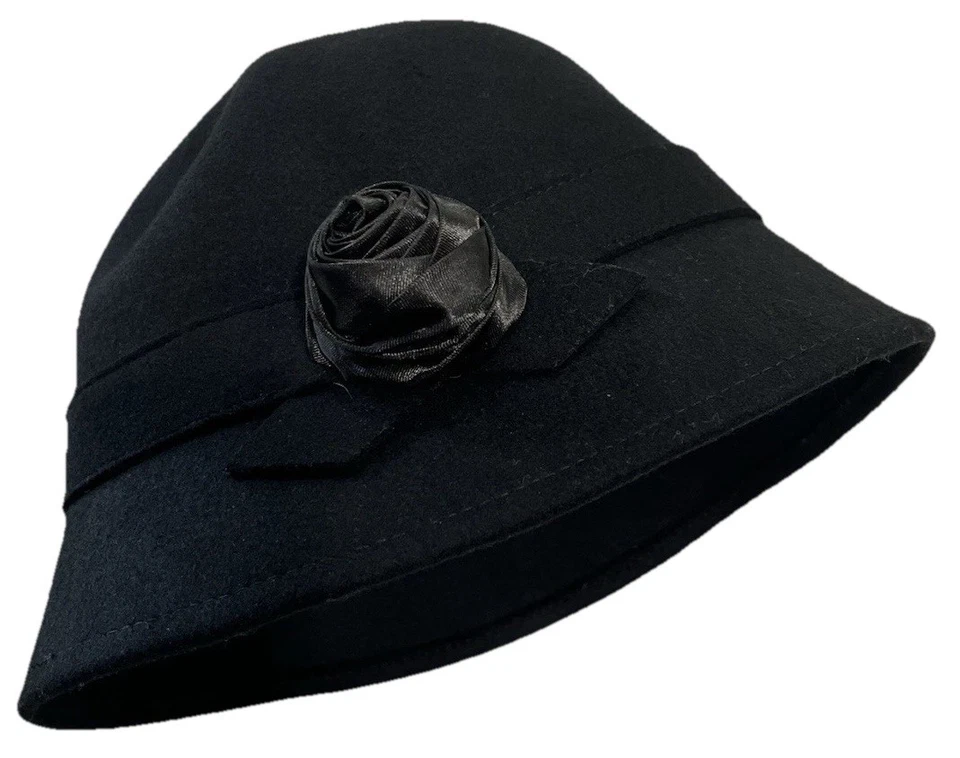 Gymboree девочки ясельного возраста 100% шерсти Роза Cloche шляпа (черный/4T-5T) - Изображение 1 из 4