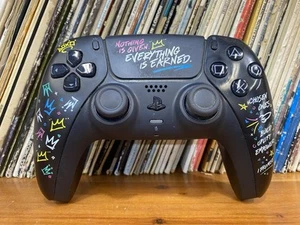 Joypad Sony Ps5 LeBron James Limited Edition - Bild 1 von 9
