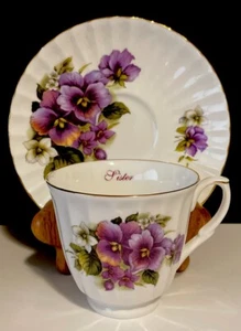 Vintage Royal Patrician Fine Bone China England Schwester Teetasse & Untertasse lila Blumen - Bild 1 von 8