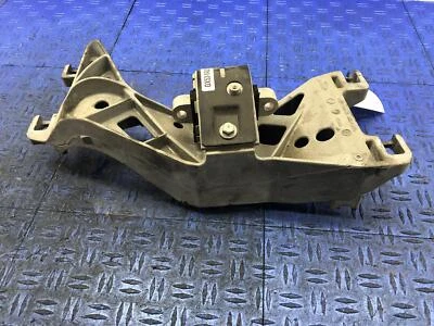 2014-2021 JAGUAR F-TYPE 3.0L RWD AUTOMATIC TRANSMISSION SUPPORT MOUNT BRACKET - Image 1 of 4