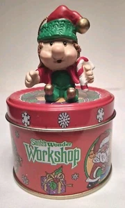 Wondertreats Bonbondose dekoriert für Weihnachten und kann als Ornament verwendet werden - Bild 1 von 7