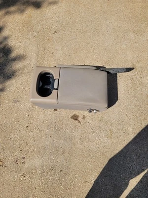 Jump Seat Center Console Lid Armrest Cover Pad Beige for Ford F-150 2004-2010 Foto 1 de 3