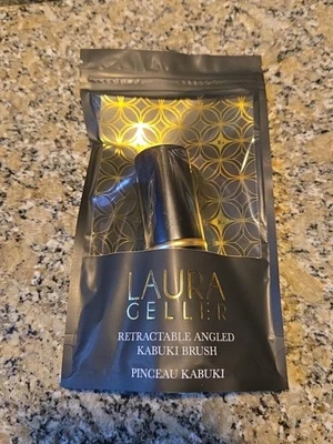 Laura Geller Retractable Angled KABUKI BRUSH. NEW Free Shipping  - Image 1 of 4
