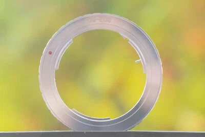 MARKENLOS OM - Canon EF Adapter - Objektiv Adapter Ring Olympus Mount Lens to Canon EOS EF