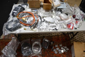 EFI Vutek Printer Huge Lot ~ See Photos, Too Many Parts to List Wires, Power, ++ - Picture 1 of 23