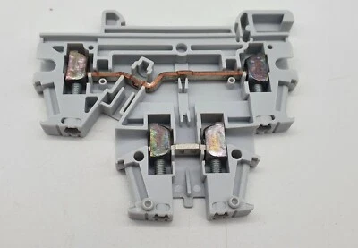 10 x Legrand 371 68 - Grey 4mm Two Level DIN Rail Mounted Terminal Block - Image 1 of 3