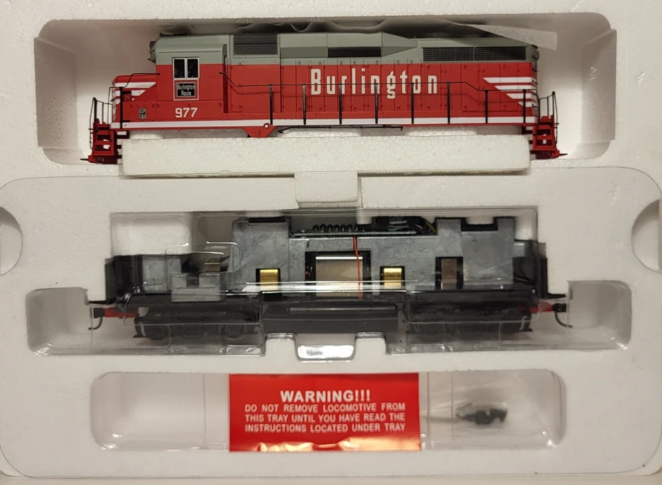 Proto 2000 HO GP30 CB&Q 977 Burlington Route Red/Gray DCC Ready NOS - Image 1 of 4