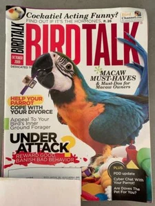 Bird Talk Magazine October 2009 Blue & Gold Macaw Green-Winged Hyacinth Parrots - Picture 1 of 1
