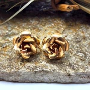 50's Screw Back Rose Shape Earrings Clip-On Gold Tone Floral Flower Jewelry Vtg - Picture 1 of 6