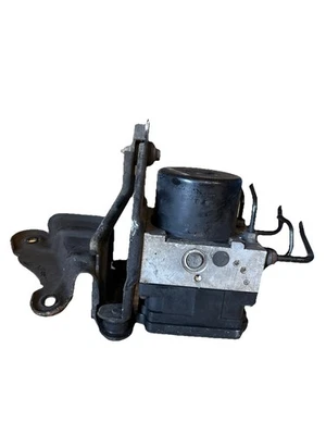 Audi ABS Pump 1K0907379AT 1K0614517CB - Image 1 of 4