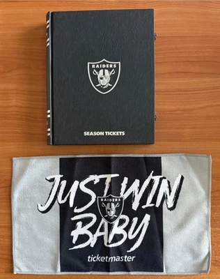 Caja de regalo de boleto de temporada 2025 de Las Vegas Raiders y toalla bandera de rally NUEVO Foto 1 de 4