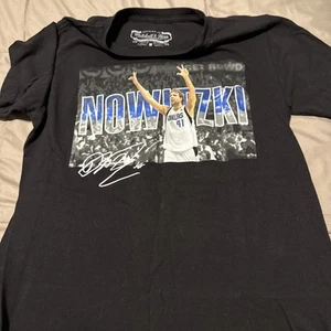 Mitchell & Ness Dirk Nowitzki Dallas Mavericks Shirt Size Medium - Picture 1 of 3