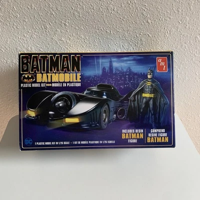 AMT Batman Batmobile Plastic Model Kit w/ Resin Batman Figure SKILL LEVEL 2 NEW - Image 1 of 4