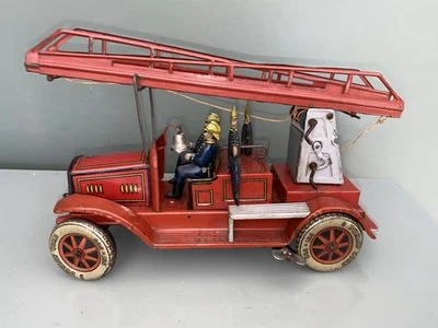 TIPPCO - CLOCKWORK FIRE ENGINE -1930’s - SUPERB #RARE# - Image 1 of 4