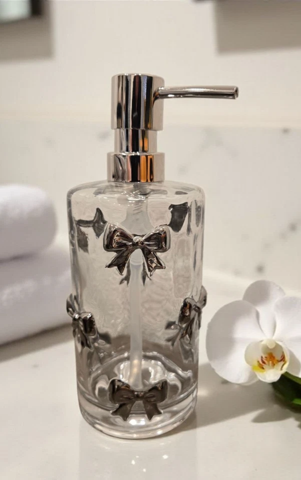 Nuevo Dispensador de Jabón de Vidrio Girly Arcos Plateados Cromo Bomba Baño Tocador Decoración Foto 1 de 1