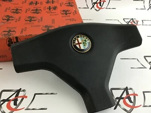 TAPA CLAXON VOLANTE (NEGRA) ALFA ROMEO ALFA 33 907 REF OEM 60538278 - Imagen 1 de 4
