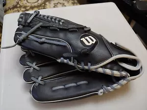 Guante de cuero de béisbol de softbol Wilson 14"" A360 para zurdos negro y gris - Imagen 1 de 10