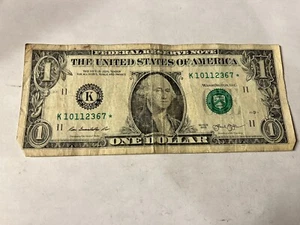 One 1 Dollar Bill Series 2013 STAR NOTE Whitesquirrelcoins - Picture 1 of 3