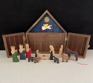 Lillian Vernon klappbare Holzkrippe Weihnachten Krippe Scheune Set 12-teilig - Bild 1 von 10