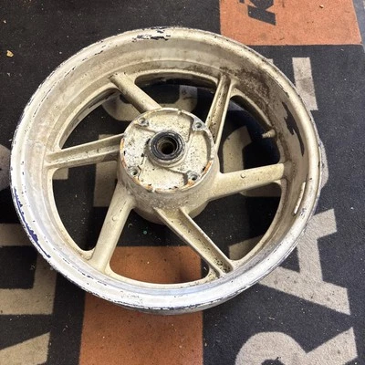 Llanta trasera HONDA CBR600F2 CBR600F3 CBR 600 F2 F3 42650-MAL-G00ZA Foto 1 de 4