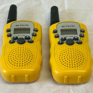 2x Walkie Talkies For Kids - Retevis RT388 - With Flashlight & Headphone Socket - Picture 1 of 10