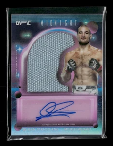 2025 Topps Midnight UFC Relic Auto Midnight Sean Strickland #VRA-SS - Bild 1 von 2